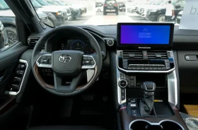 Toyota Land cruiser 300 GXR 3.5 HYBRID HEV , снимка 11