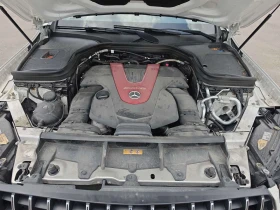 Mercedes-Benz GLC 43 AMG  * CARFAX * ОПЦИЯ ЗА ФИНАНСИРАНЕ, снимка 17