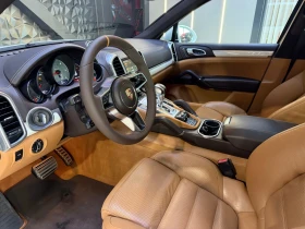 Porsche Cayenne S 4.2 TDI 4X4 * FULL Екстри* BOSE* Панорама* TV* , снимка 9