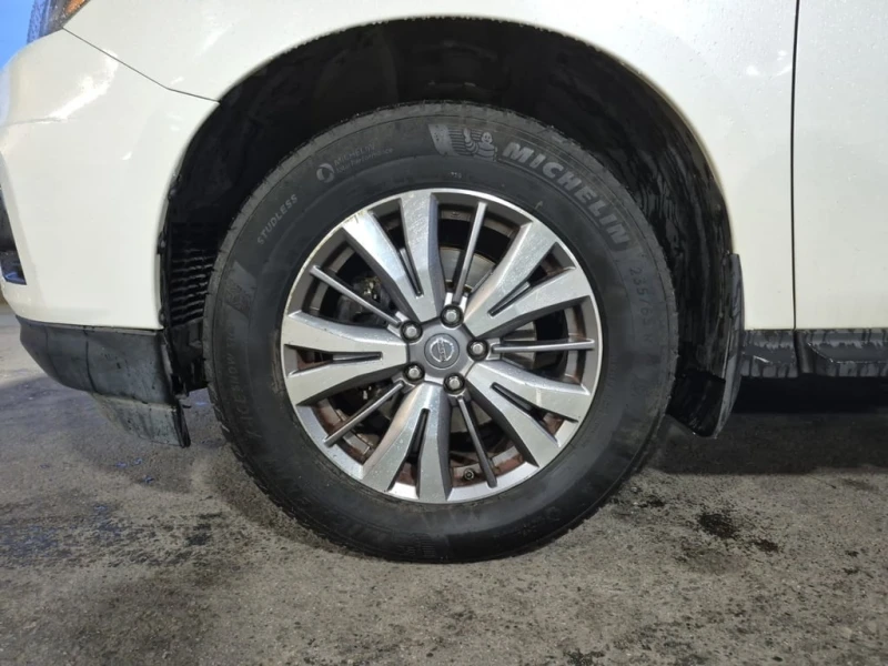 Nissan Pathfinder * SV TECH * CARFAX * ЦЕНА ДО БГ, снимка 5 - Автомобили и джипове - 53046966