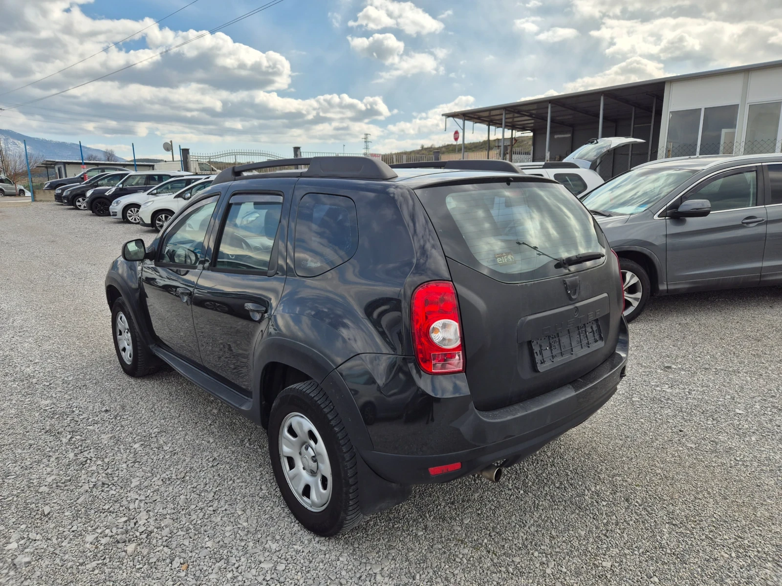 Dacia Duster 1.5 DCI 4x4 - изображение 5