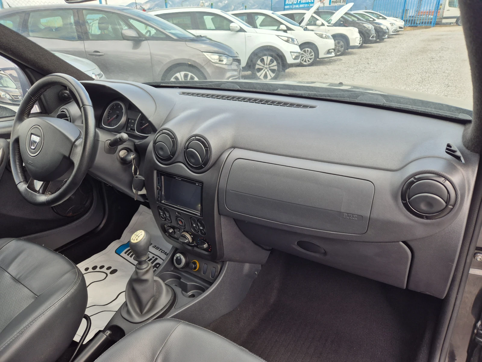 Dacia Duster 1.5 DCI 4x4 - изображение 6