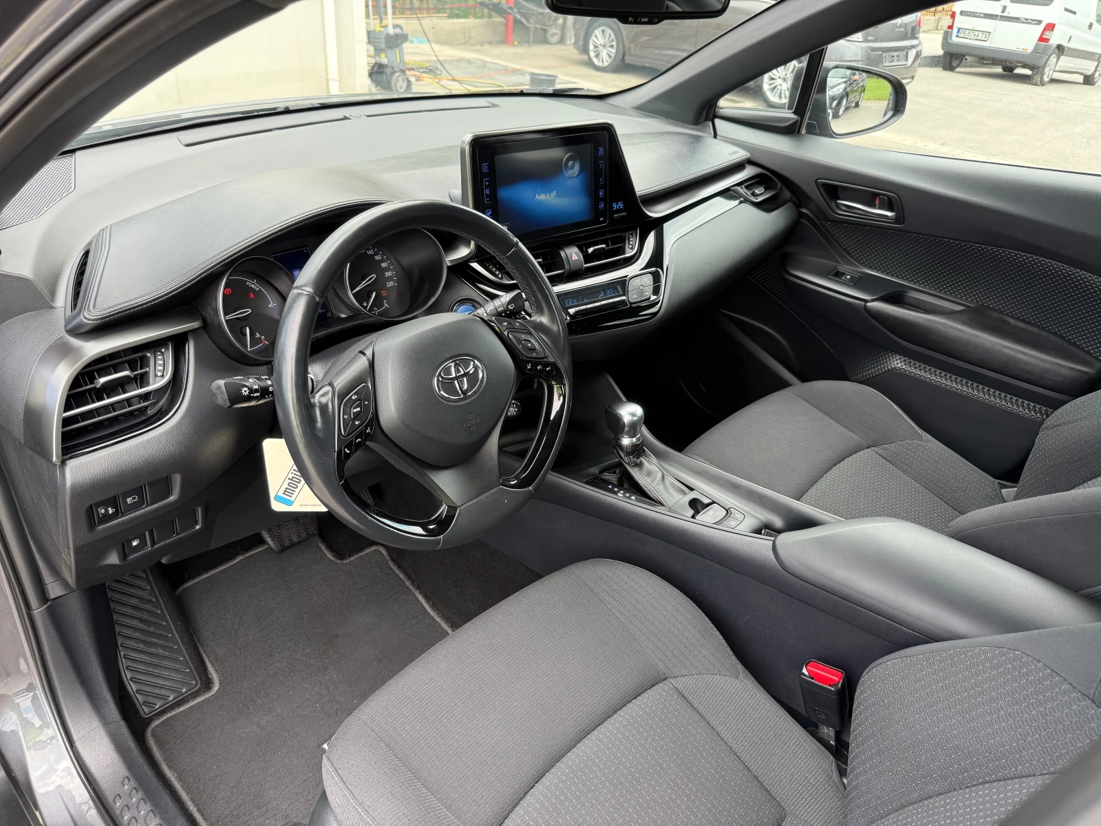 Toyota C-HR  1.8i HYBRID EVRO 6B - изображение 9