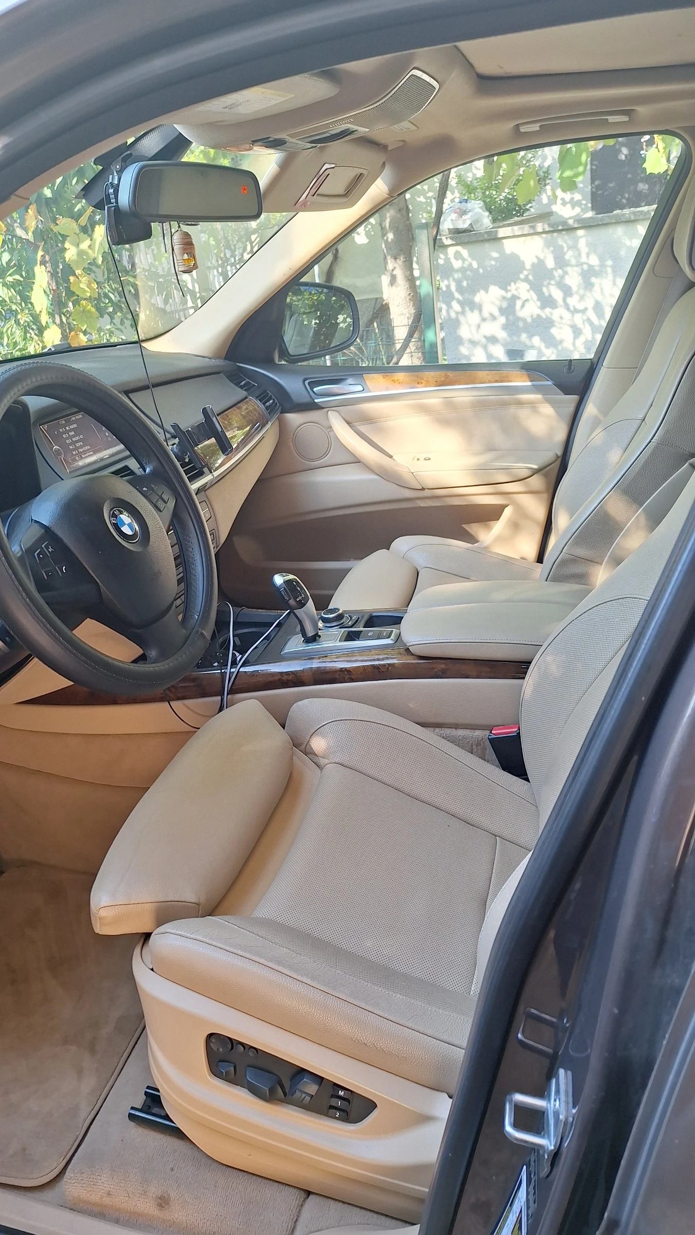 BMW X5 E70 - изображение 7