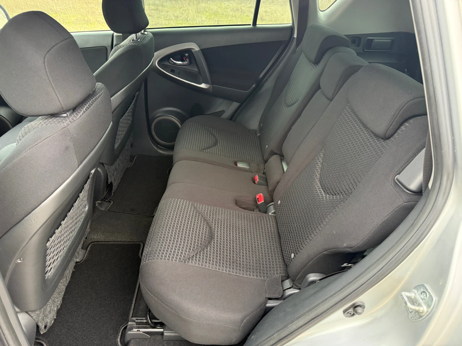 Toyota Rav4 2.2 D-4D / 4X4 / CLIMATRONIC / AVTOPILOT  | Mobile.bg � ����������� 11