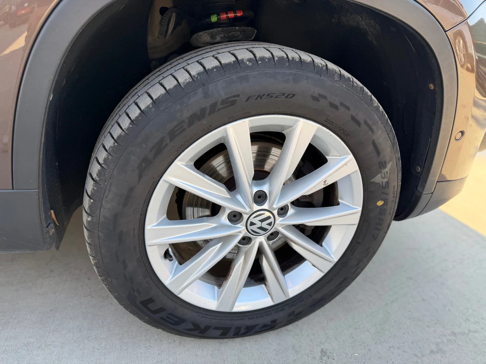 VW Tiguan 2.0 TDI 4x4 SERVICE BOOK, снимка 14 - Автомобили и джипове - 53822911