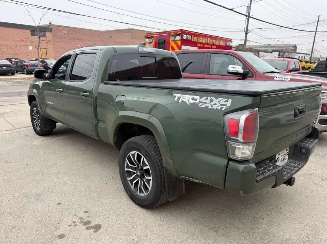 Toyota Tacoma | 4x4 Double Cab Auto | ПОДГРЕВИ. ШИБЕДАХ | CARFAX, снимка 8 - Автомобили и джипове - 53850553