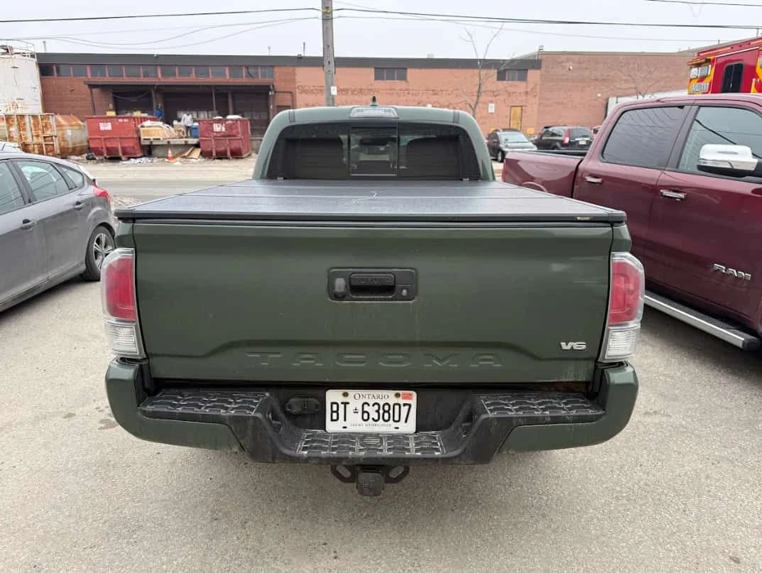 Toyota Tacoma | 4x4 Double Cab Auto | ПОДГРЕВИ. ШИБЕДАХ | CARFAX, снимка 7 - Автомобили и джипове - 53850553