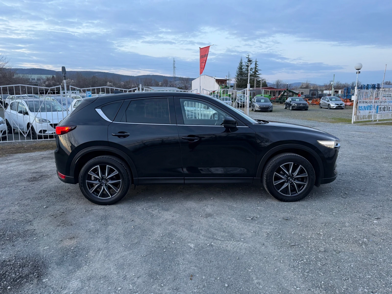 Mazda CX-5 2.5i - 194 / REVOLUTION / 4X4 / ЕВРО6 / ДИСТРОНИК , снимка 4 - Автомобили и джипове - 53978454