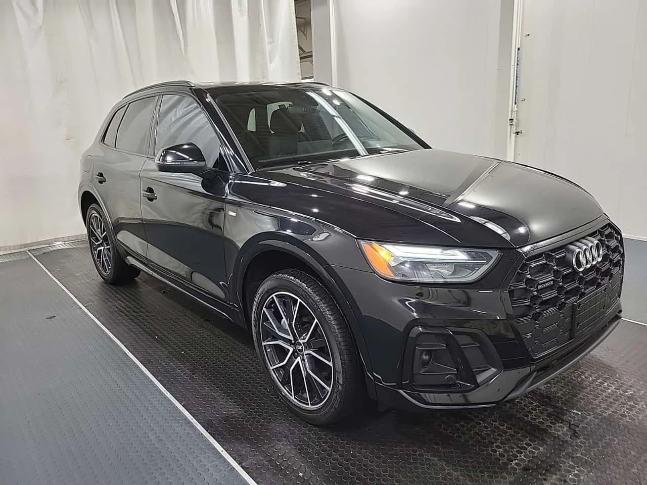 Audi Q5 * PROGRESSIV * CARFAX * ЦЕНА ДО БГ, снимка 2 - Автомобили и джипове - 54082152