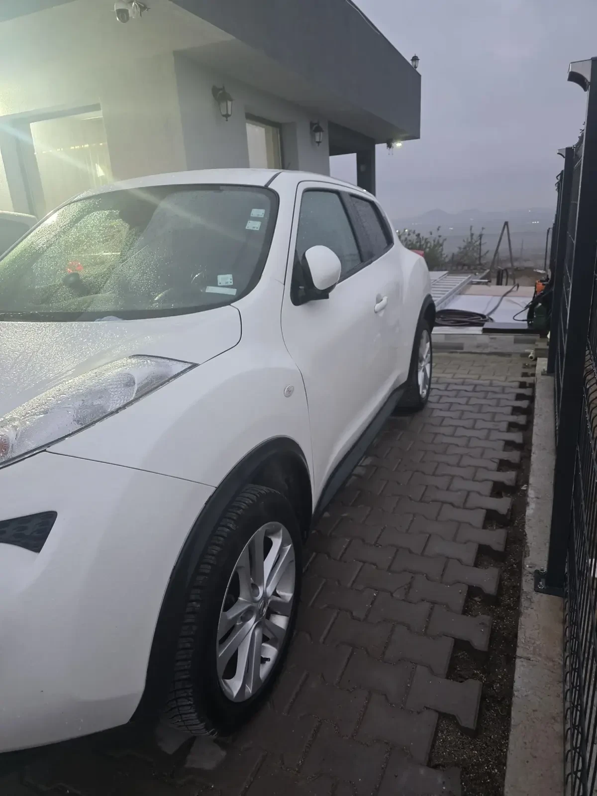 Nissan Juke, снимка 3 - Автомобили и джипове - 54084033