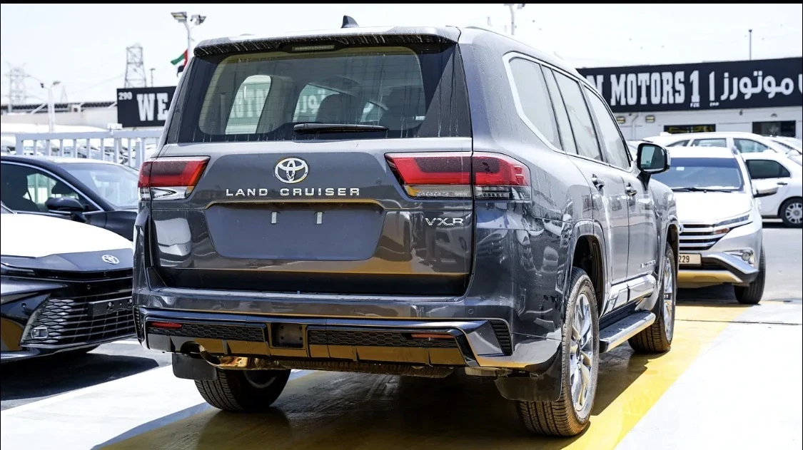 Toyota Land cruiser 300 VXR 4.0 V6 279hp , снимка 3 - Автомобили и джипове - 56011967