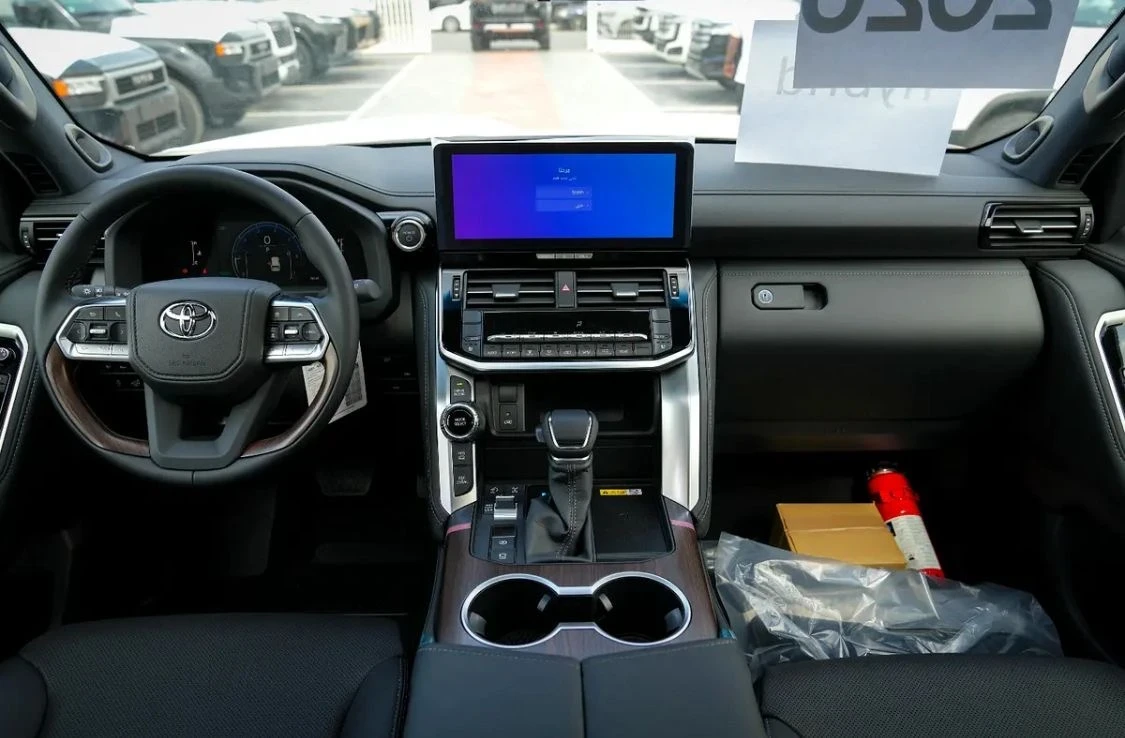 Toyota Land cruiser 300 GXR 3.5 HYBRID HEV , снимка 10 - Автомобили и джипове - 54196748