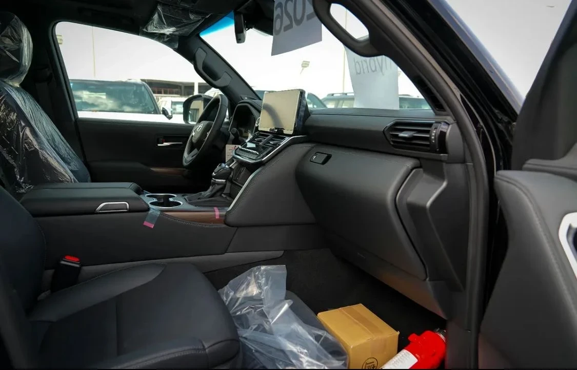 Toyota Land cruiser 300 GXR 3.5 HYBRID HEV , снимка 14 - Автомобили и джипове - 54196748