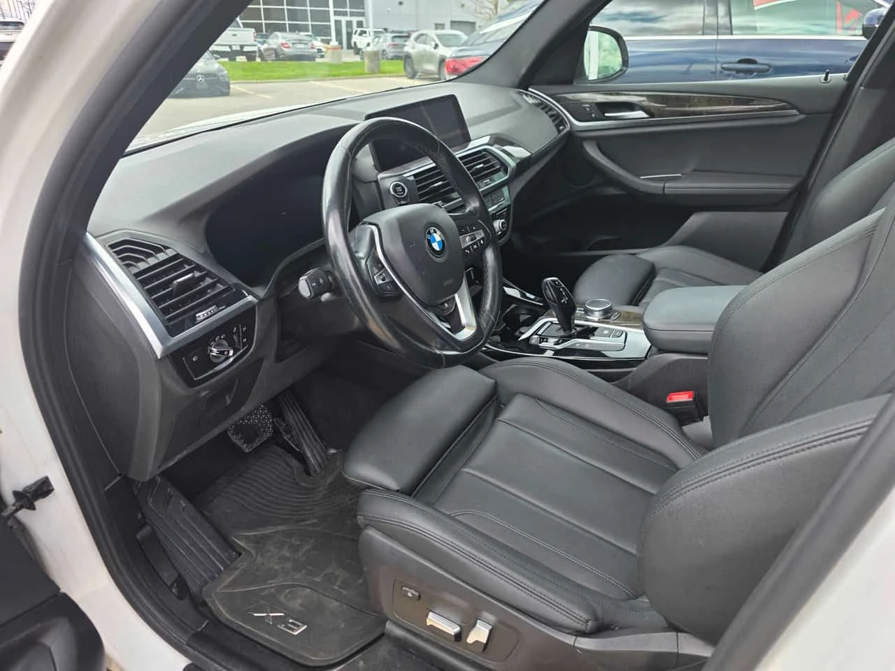 BMW X3 XDRIVE30I * М САЛОН* ДИГИТАЛЕН КИЛОМЕТРАЖ* ПАНОРАМ, снимка 7 - Автомобили и джипове - 54399216