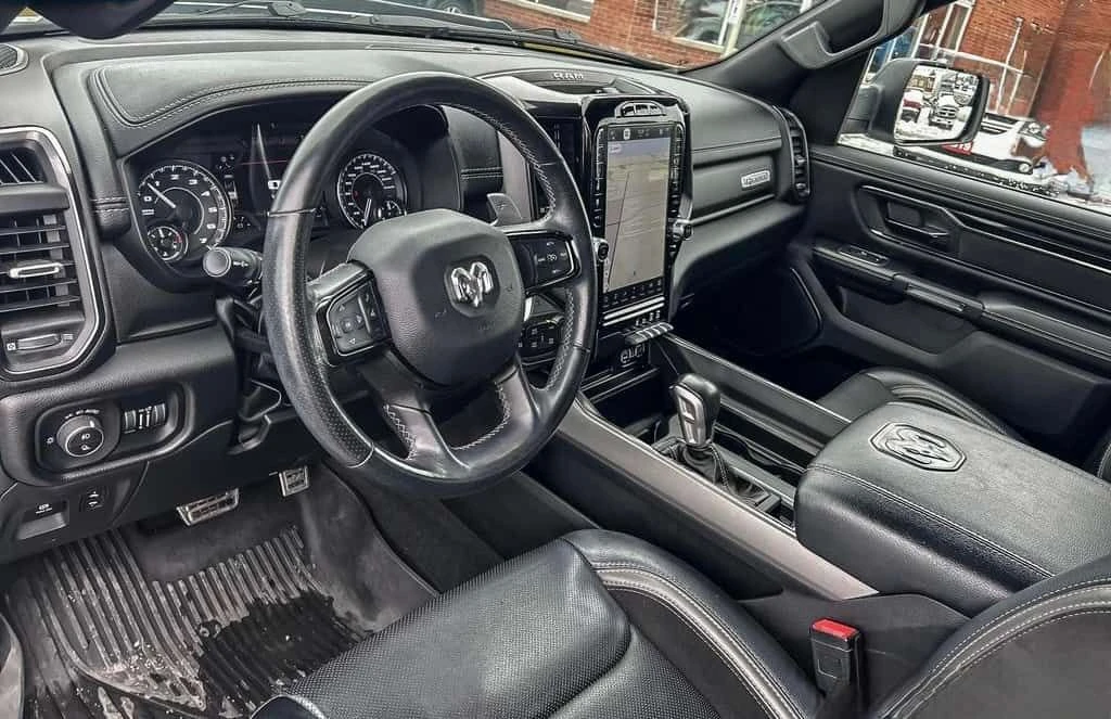 Dodge RAM 1500 | Rebel | ПОДГРЕВ | ПАНОРАМА | CARFAX | , снимка 4 - Автомобили и джипове - 54412703