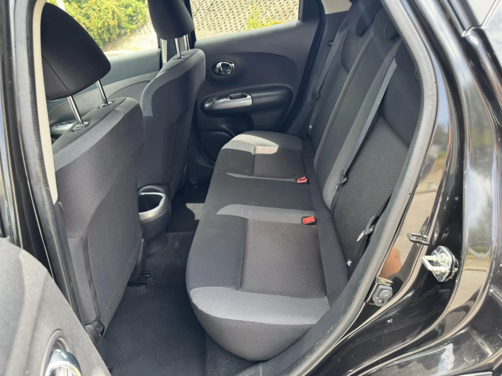 Nissan Juke 1.6i gaz, снимка 13 - Автомобили и джипове - 54772765