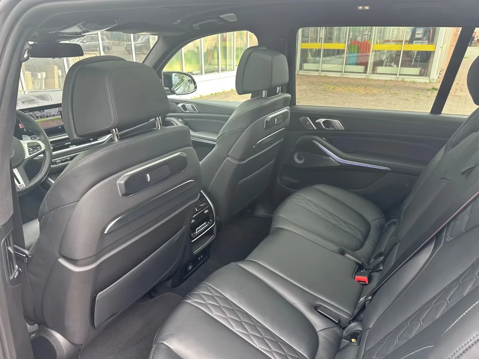 BMW X7 M60* Head-Up* Pano* B&W* ������  | Mobile.bg � ����������� 7