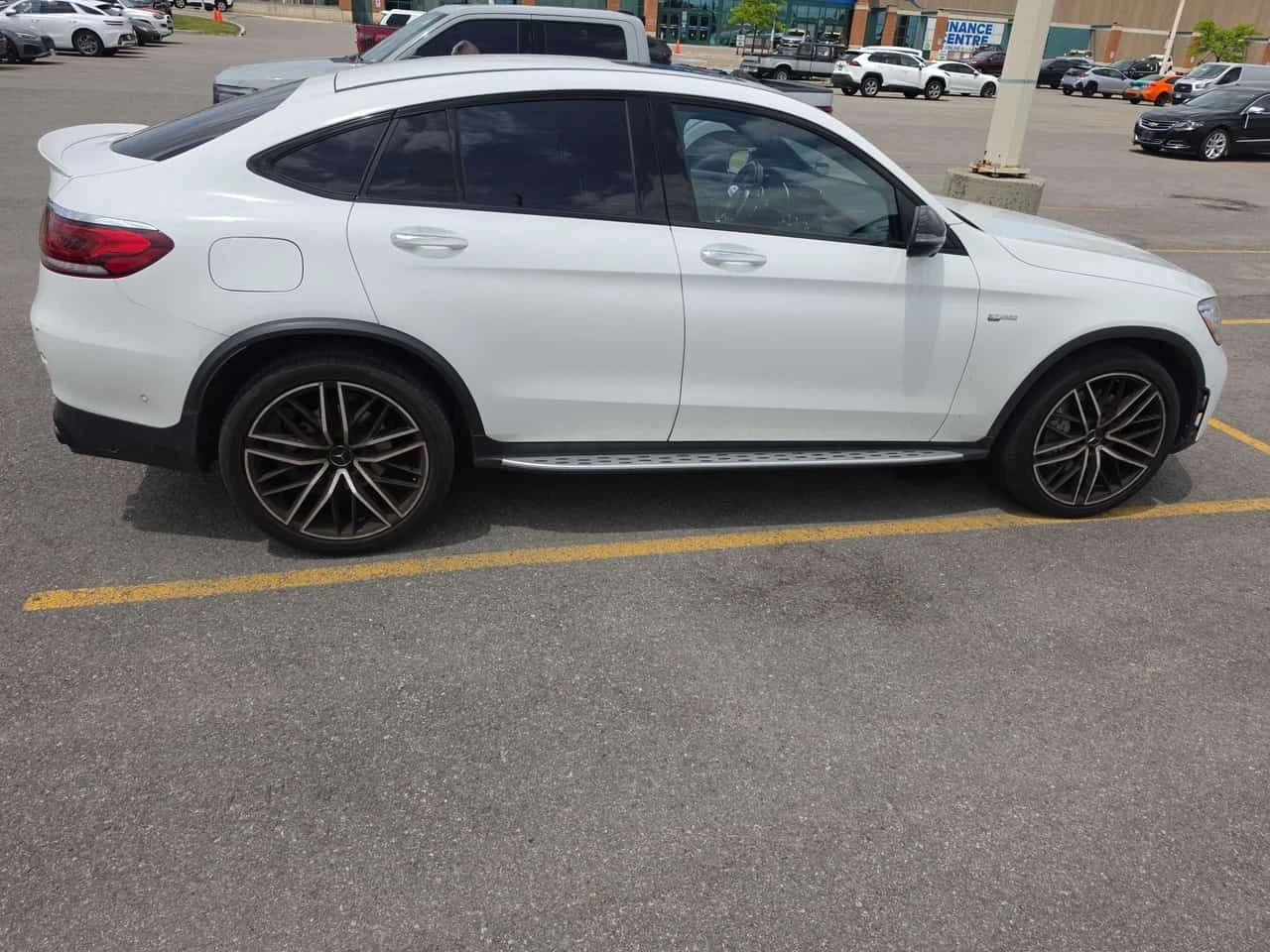 Mercedes-Benz GLC 43 AMG  * CARFAX * ОПЦИЯ ЗА ФИНАНСИРАНЕ, снимка 4 - Автомобили и джипове - 55064467