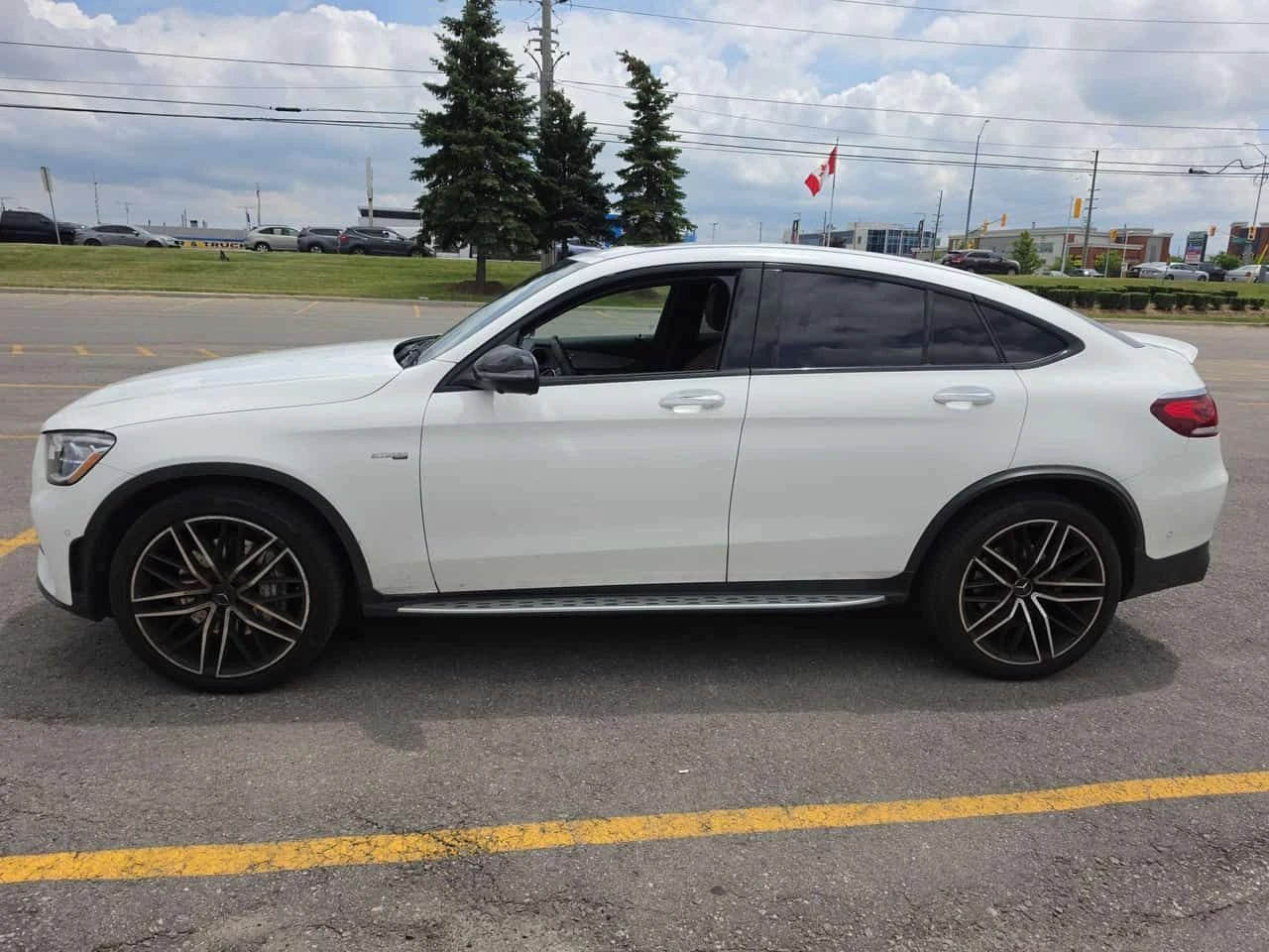 Mercedes-Benz GLC 43 AMG  * CARFAX * ОПЦИЯ ЗА ФИНАНСИРАНЕ, снимка 3 - Автомобили и джипове - 55064467