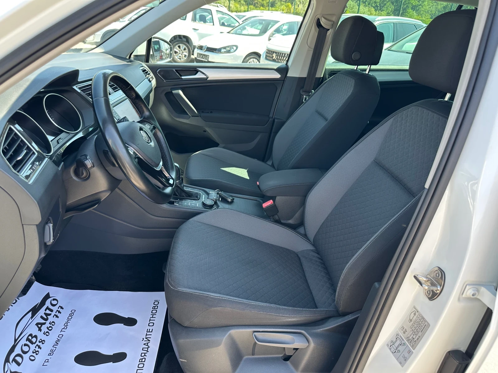 VW Tiguan 2.0TDI-4x4-NAVI-LED-LINEASSIST-DISTRONIC-CAMERA, снимка 11 - Автомобили и джипове - 55453039