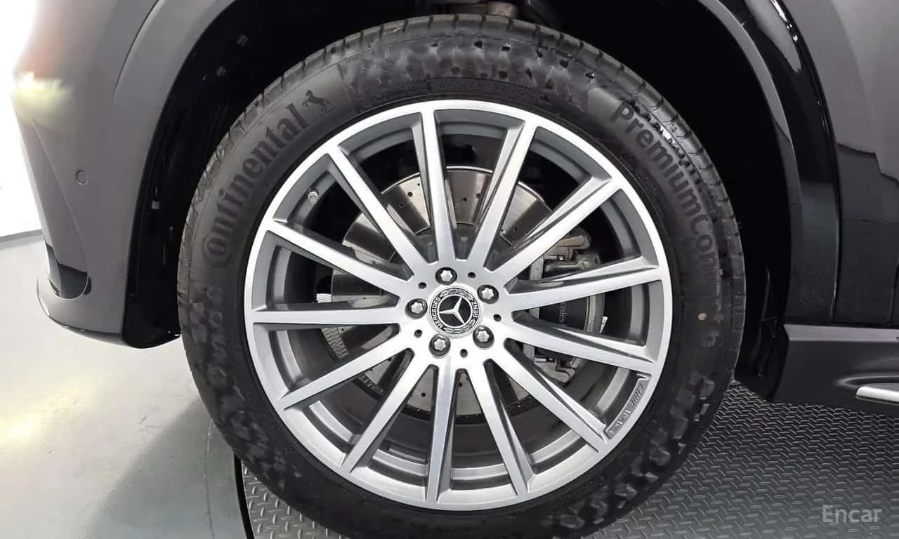 Mercedes-Benz GLS 450 d 4MATIC * ТЕЛЕВИЗОРИ * ХЕДЪП * ДИСТРОНИК, снимка 5 - Автомобили и джипове - 55569603