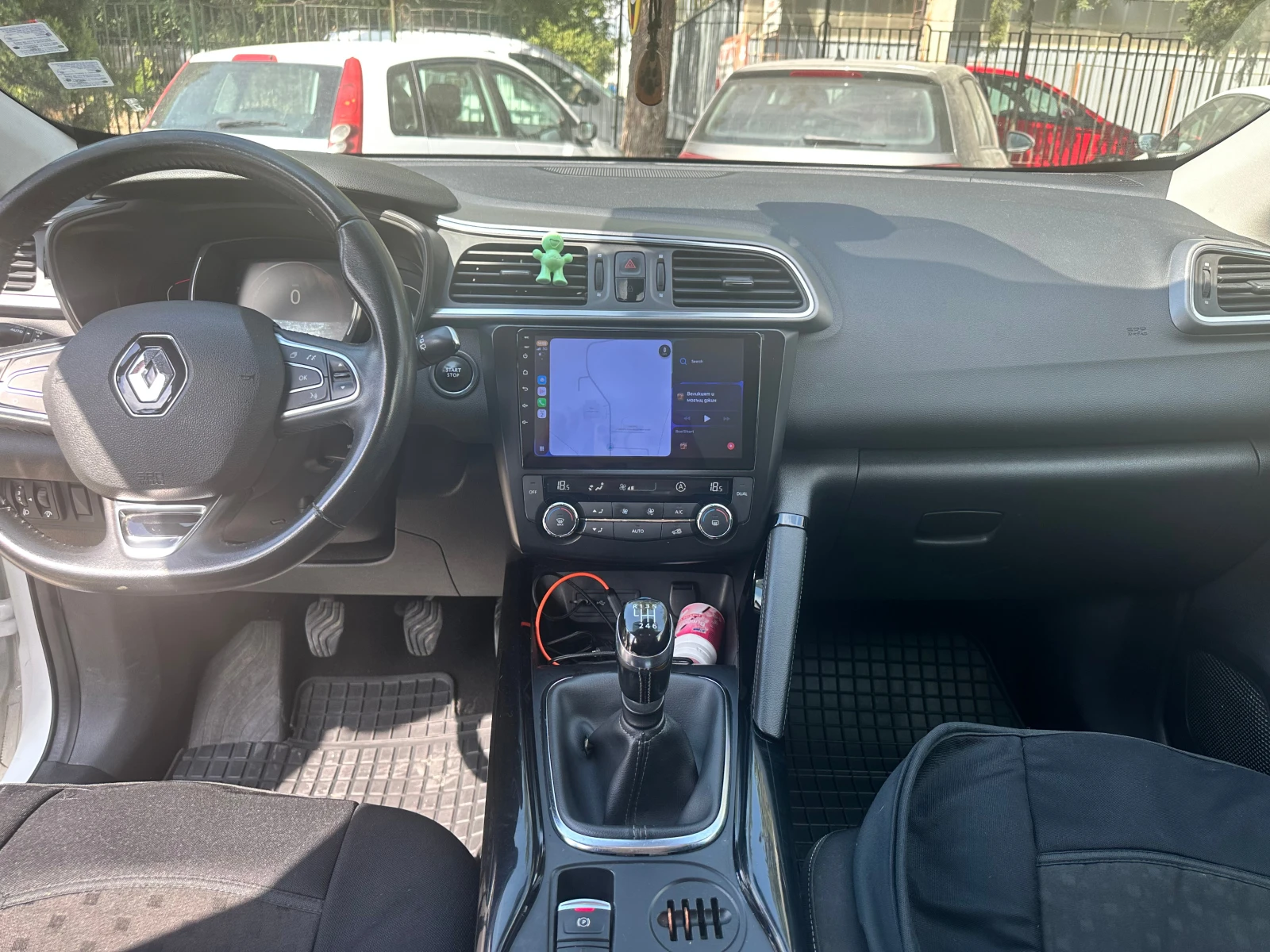 Renault Kadjar, снимка 3 - Автомобили и джипове - 55925558
