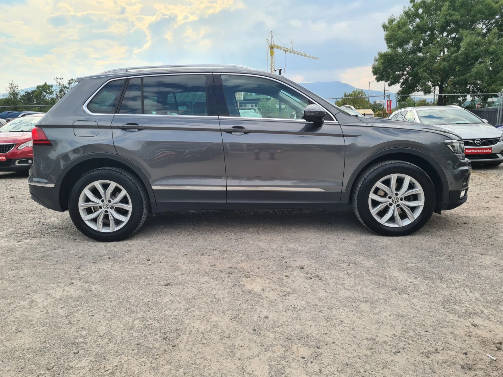VW Tiguan 2.0TDi 150p.s  / EVRO 6B / 4MOTION  | Mobile.bg � ����������� 4