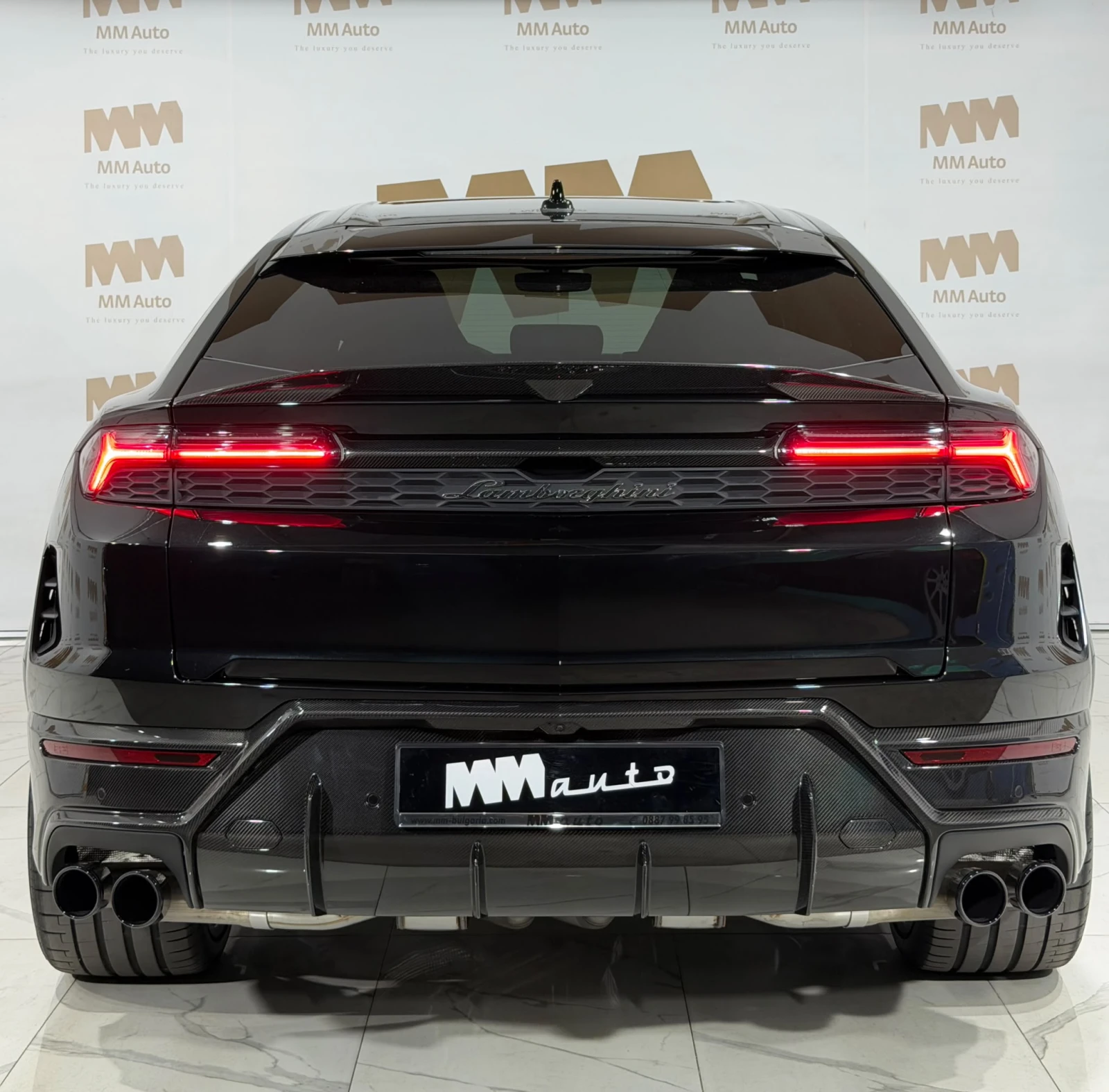 Lamborghini Urus SE* Carbon In&Out* HuD* B&O* Pano, снимка 5 - Автомобили и джипове - 56281732
