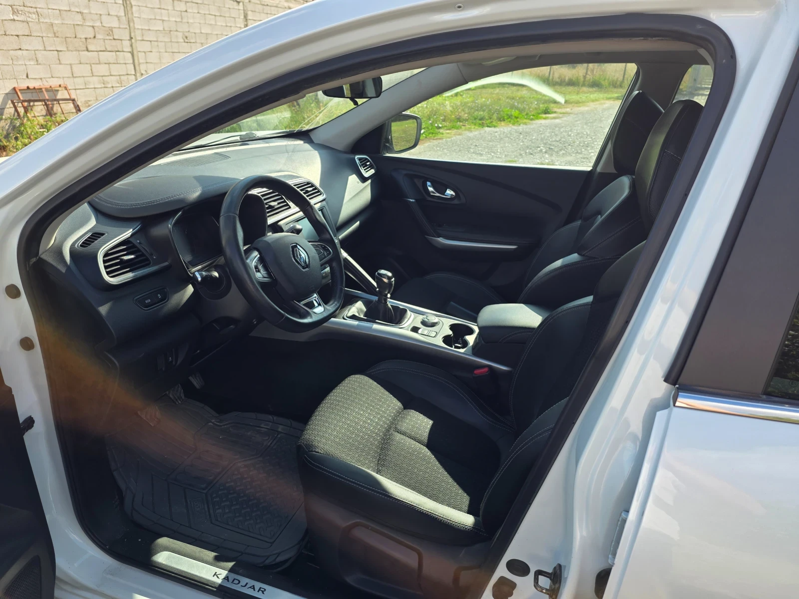 Renault Kadjar, снимка 7 - Автомобили и джипове - 56464816