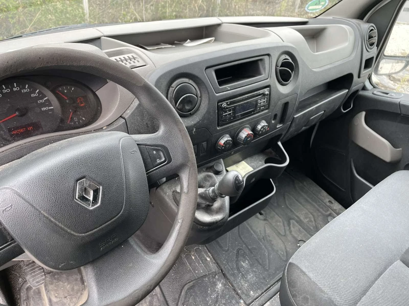 Renault Master, снимка 10 - Бусове и автобуси - 52143391