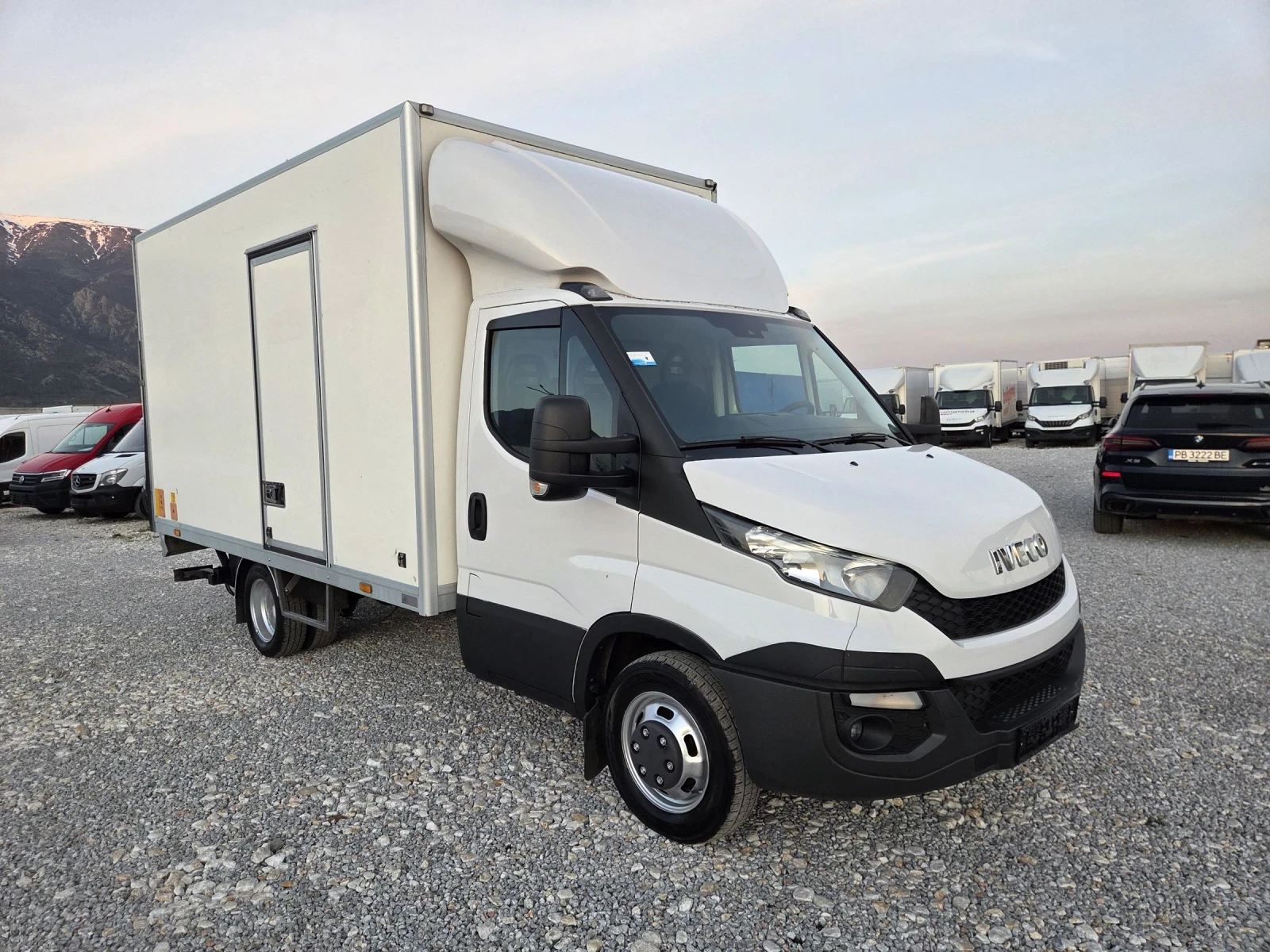 Iveco Daily 35c17, Климатик, П.борд, До 3.5 тона, снимка 7 - Бусове и автобуси - 53823456