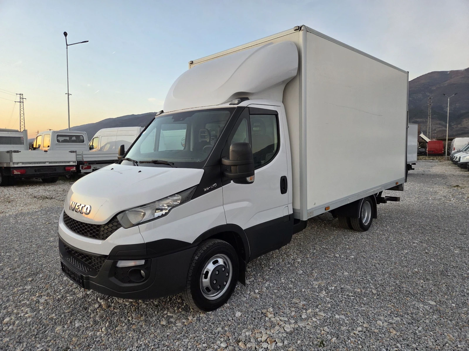 Iveco Daily 35c17, Климатик, П.борд, До 3.5 тона