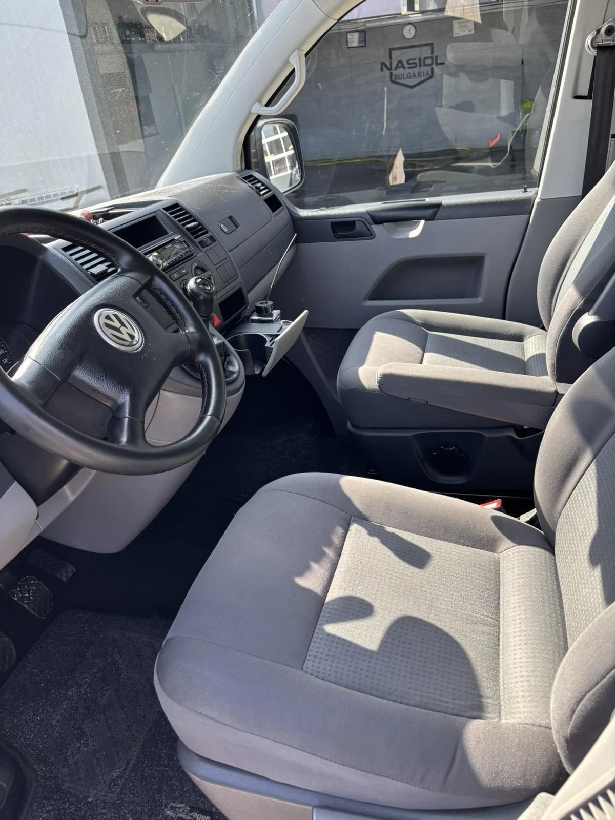 VW T5, снимка 6 - Бусове и автобуси - 53851849