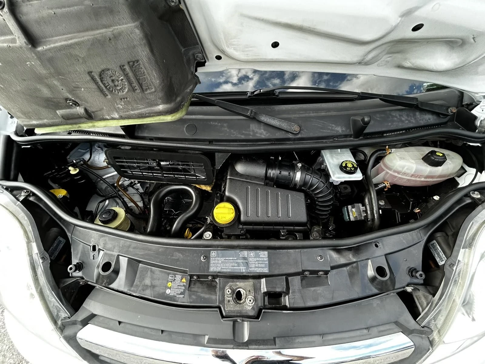 Opel Vivaro 2.0, снимка 9 - Бусове и автобуси - 56378552