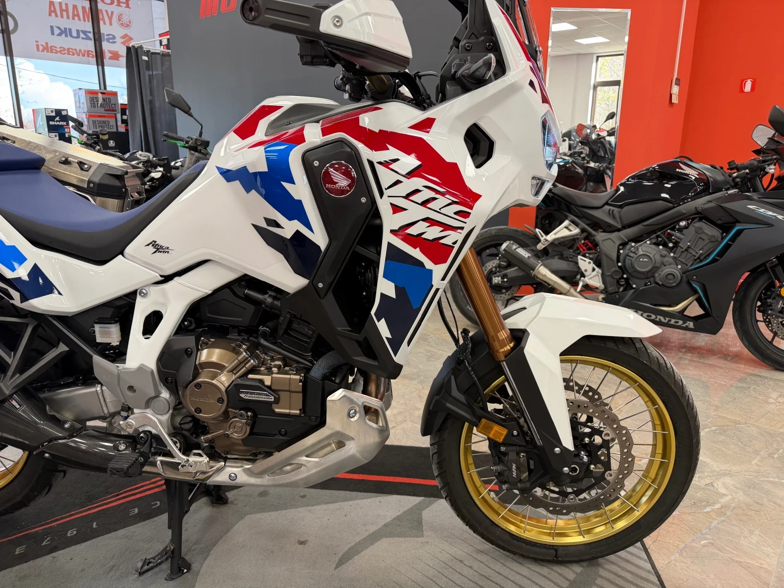 Honda Crf AFRICA TWIN 1100 ADVENTURE SPORT AKRAPOVIC - изображение 3