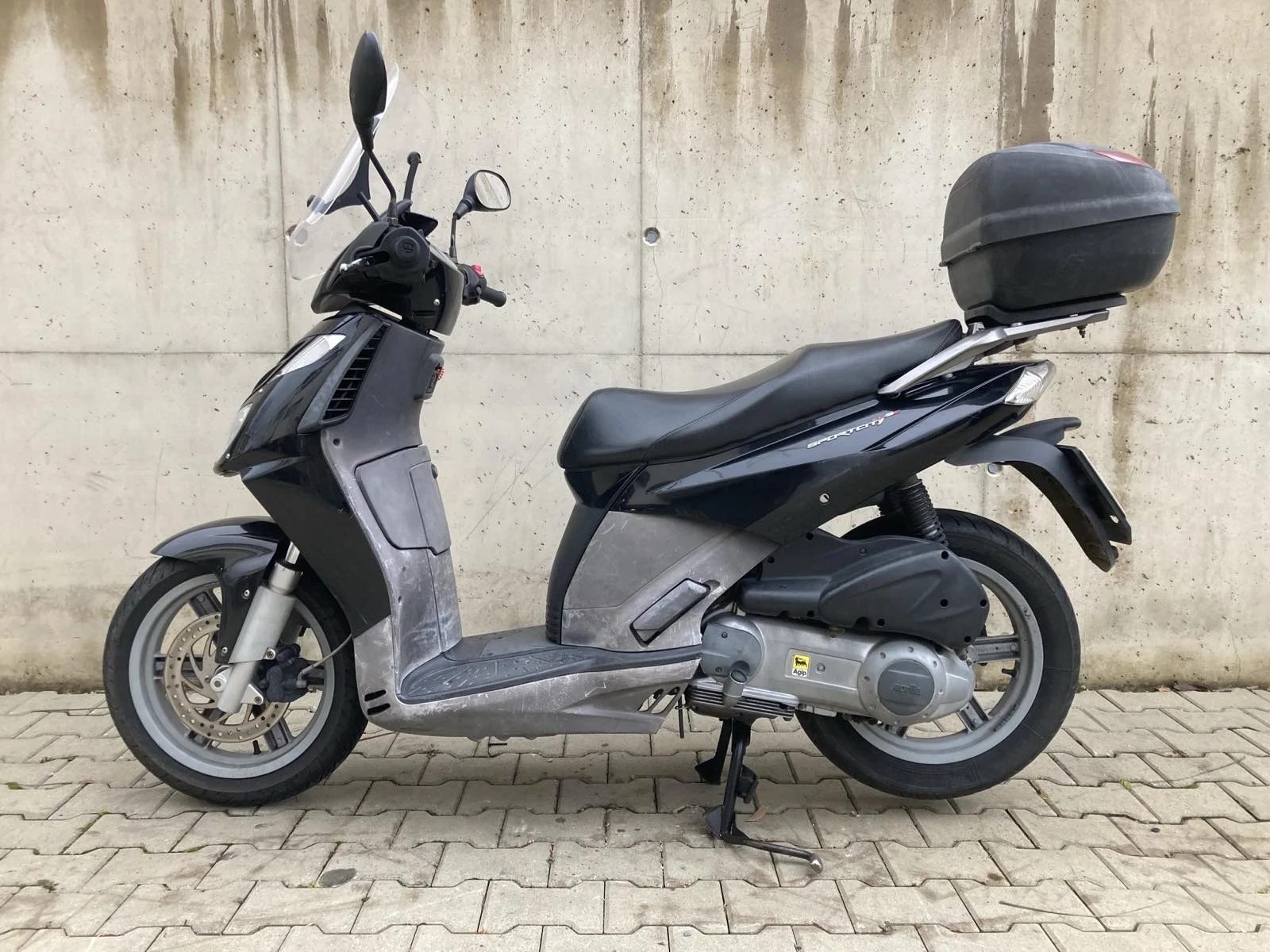 Aprilia 200 Sport City Cube - изображение 2