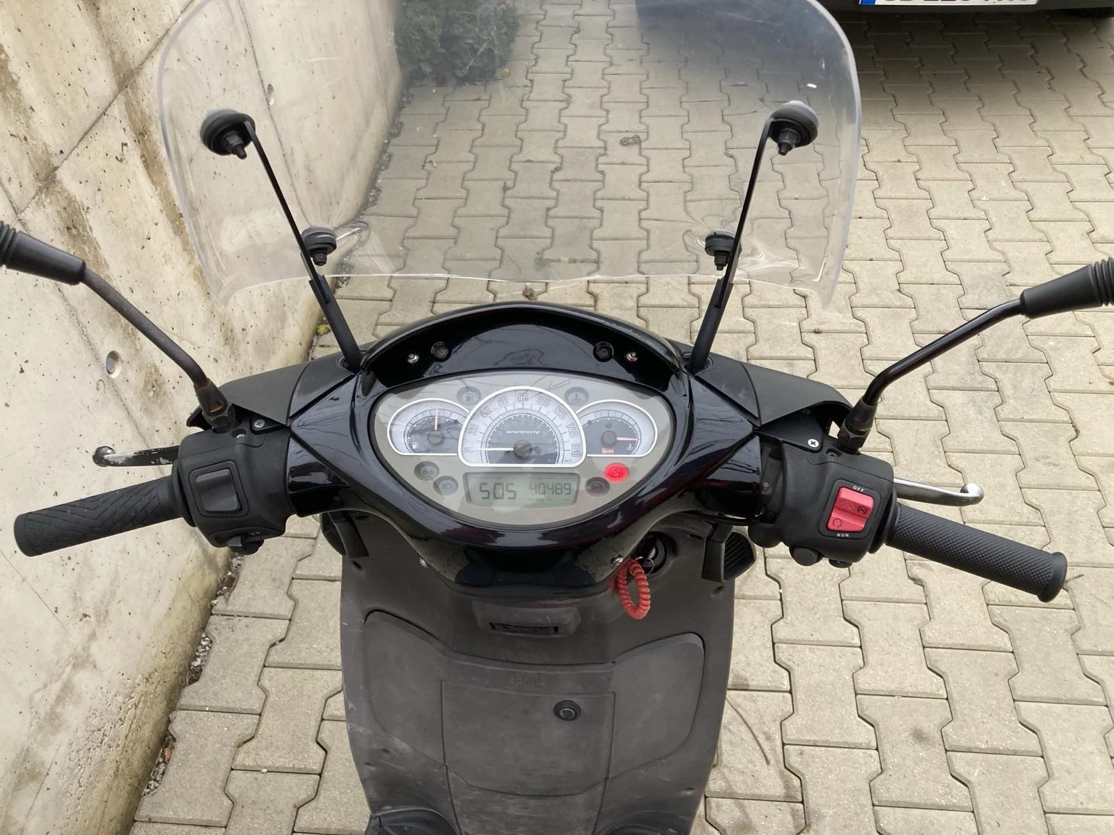 Aprilia 200 Sport City Cube - изображение 6