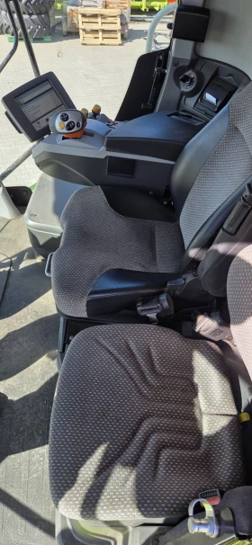 Комбайн Claas Lexion 660, снимка 13