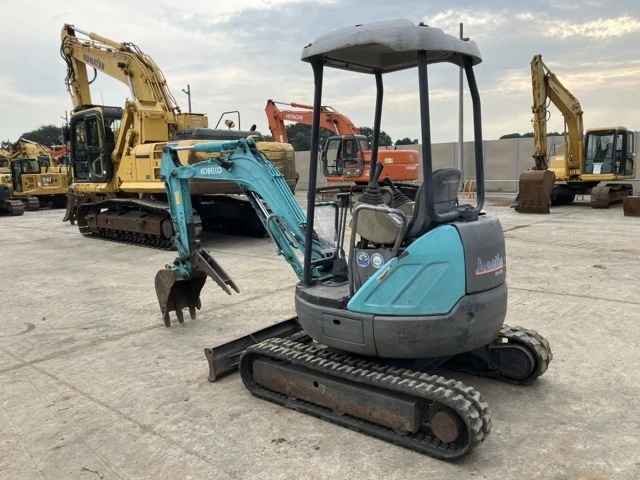 Багер Kobelco SK20SR * ОЧАКВАН 22.12.2026!!!, снимка 3 - Индустриална техника - 55804390