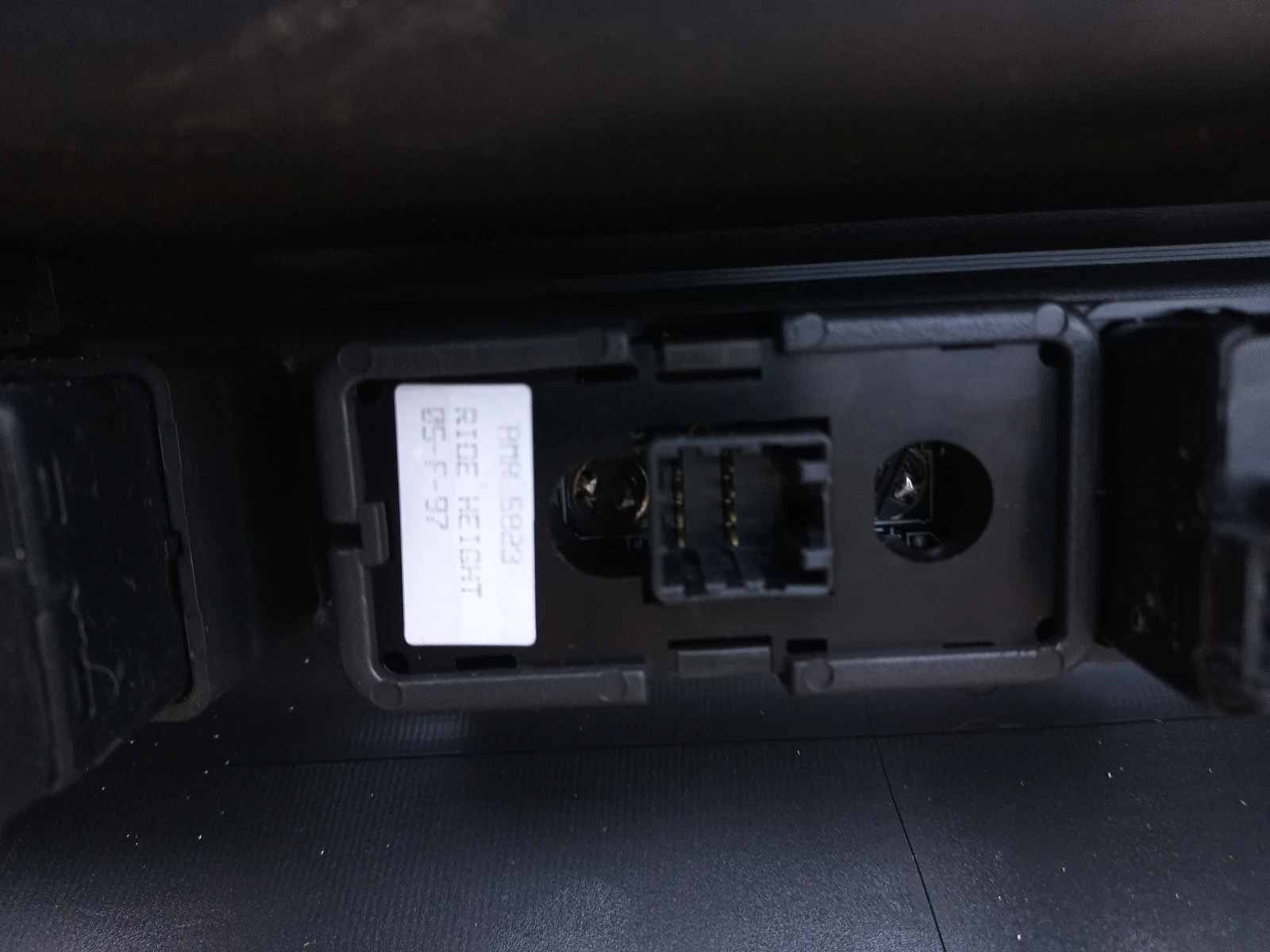  /   38  | Mobile.bg   2