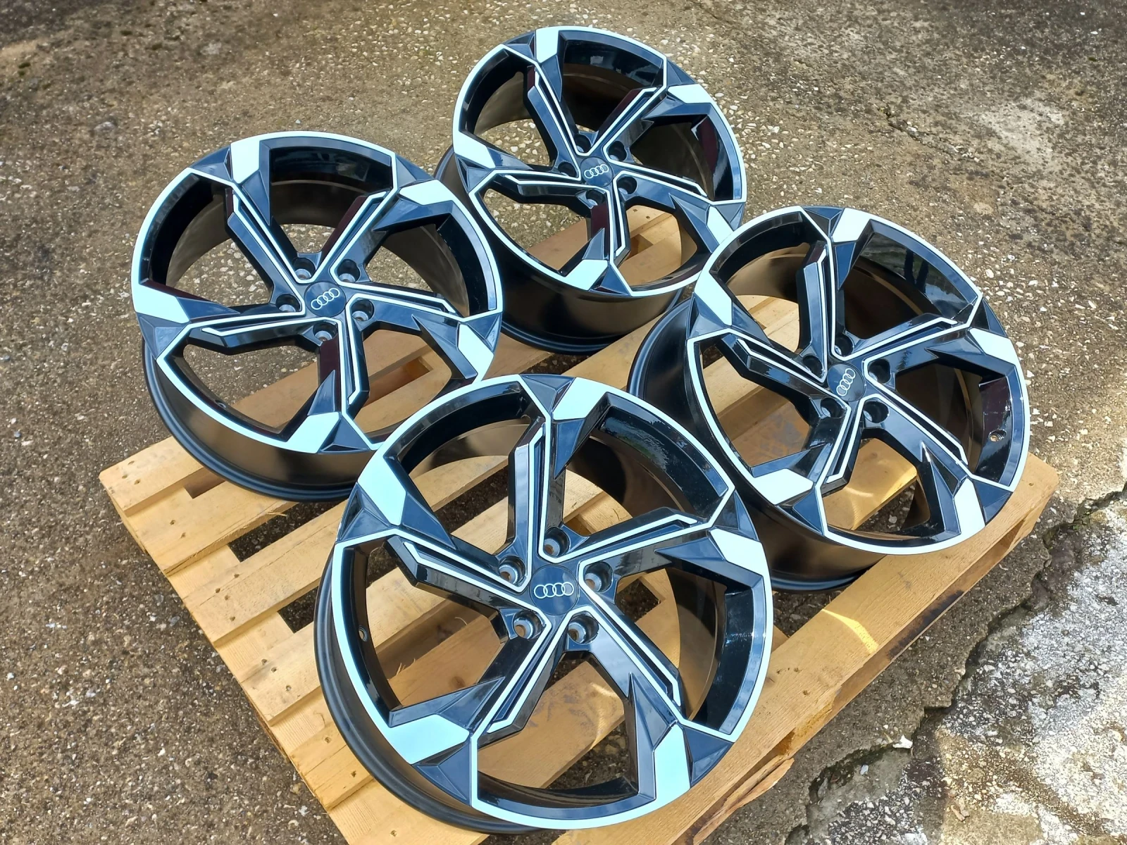 ������ | Mobile.bg � ����������� 7