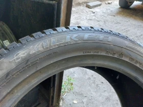 Гуми Зимни 235/50R18, снимка 5 - Гуми и джанти - 37685266