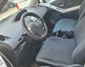 Toyota Yaris 1.3VVTI , снимка 12