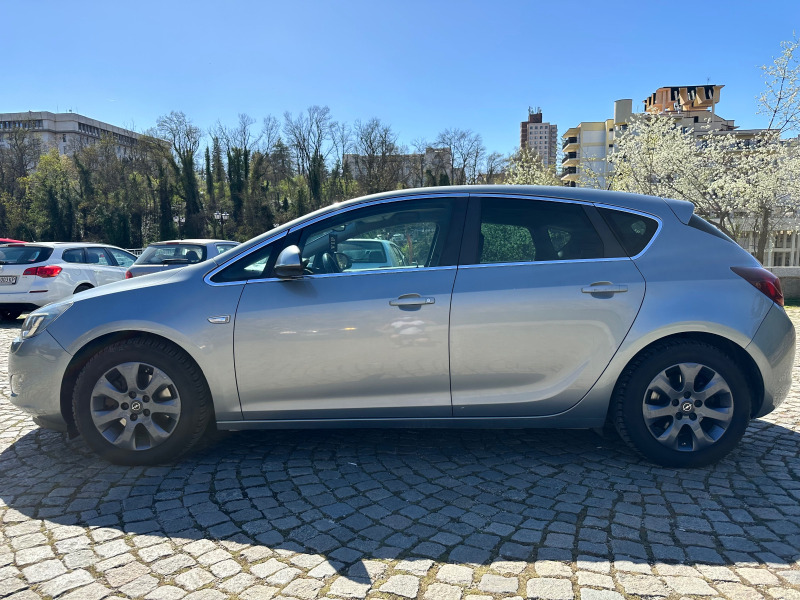 Opel Astra 2.0 cdti, снимка 4 - Автомобили и джипове - 45024140