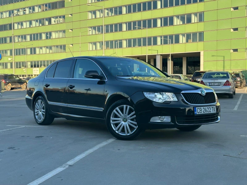 Skoda Superb 2.0TDI L&K LED, снимка 3 - Автомобили и джипове - 47765361