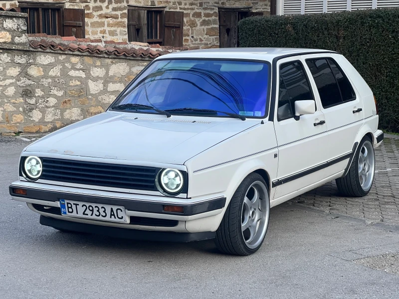 VW Golf, снимка 1 - Автомобили и джипове - 48220596