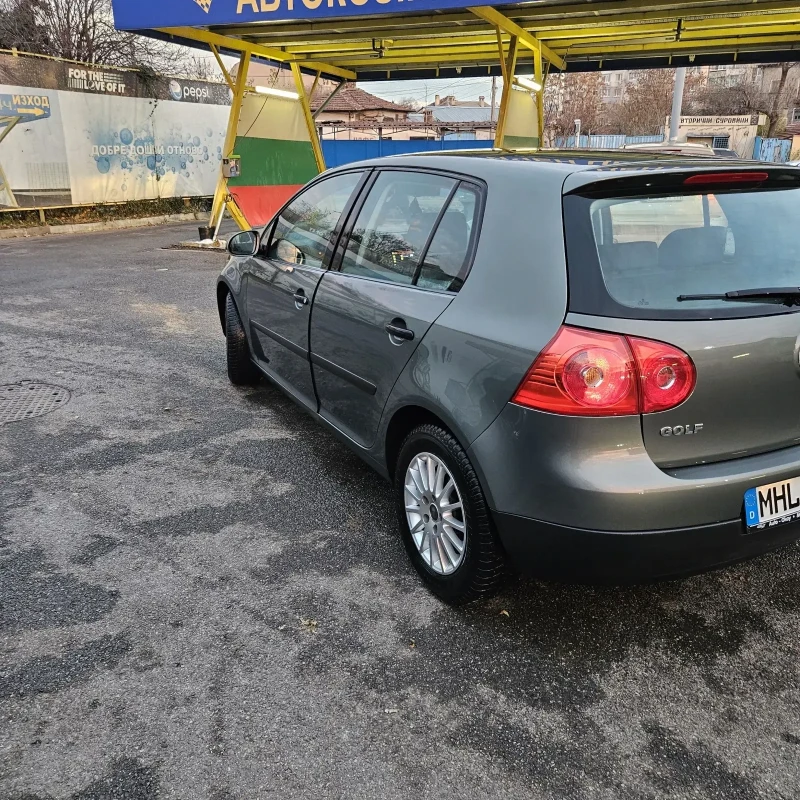 VW Golf 1.6 бензин нов внос Германия, снимка 7 - Автомобили и джипове - 48233577