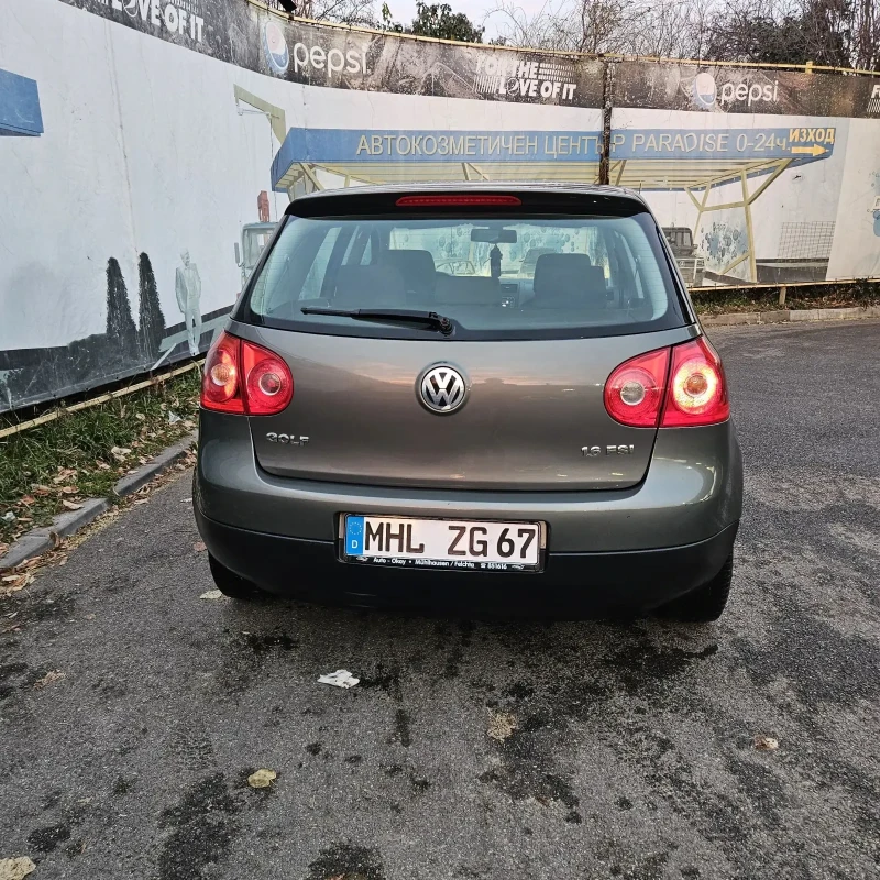 VW Golf 1.6 бензин нов внос Германия, снимка 10 - Автомобили и джипове - 48233577