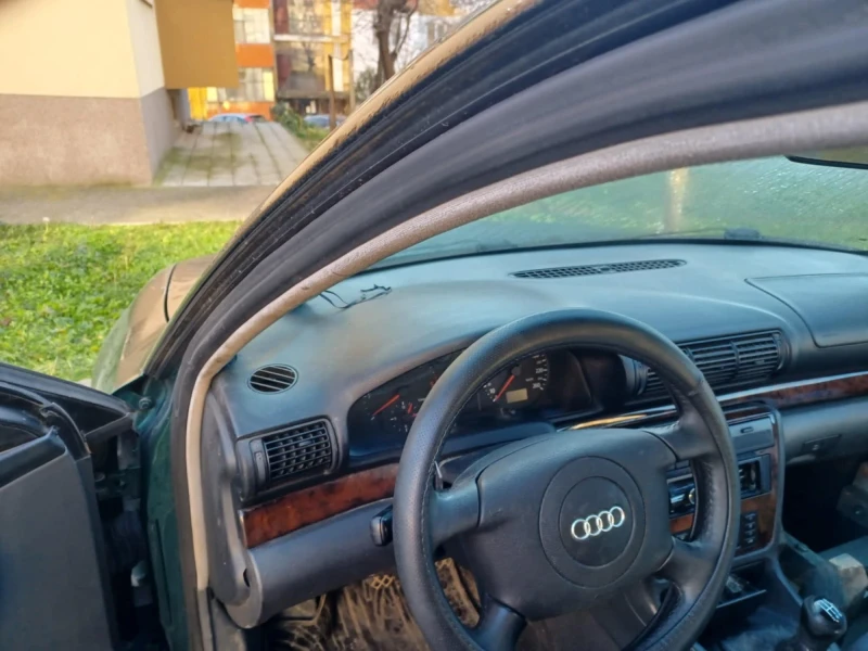 Audi A4 1, 9 тди комби , снимка 7 - Автомобили и джипове - 48648625